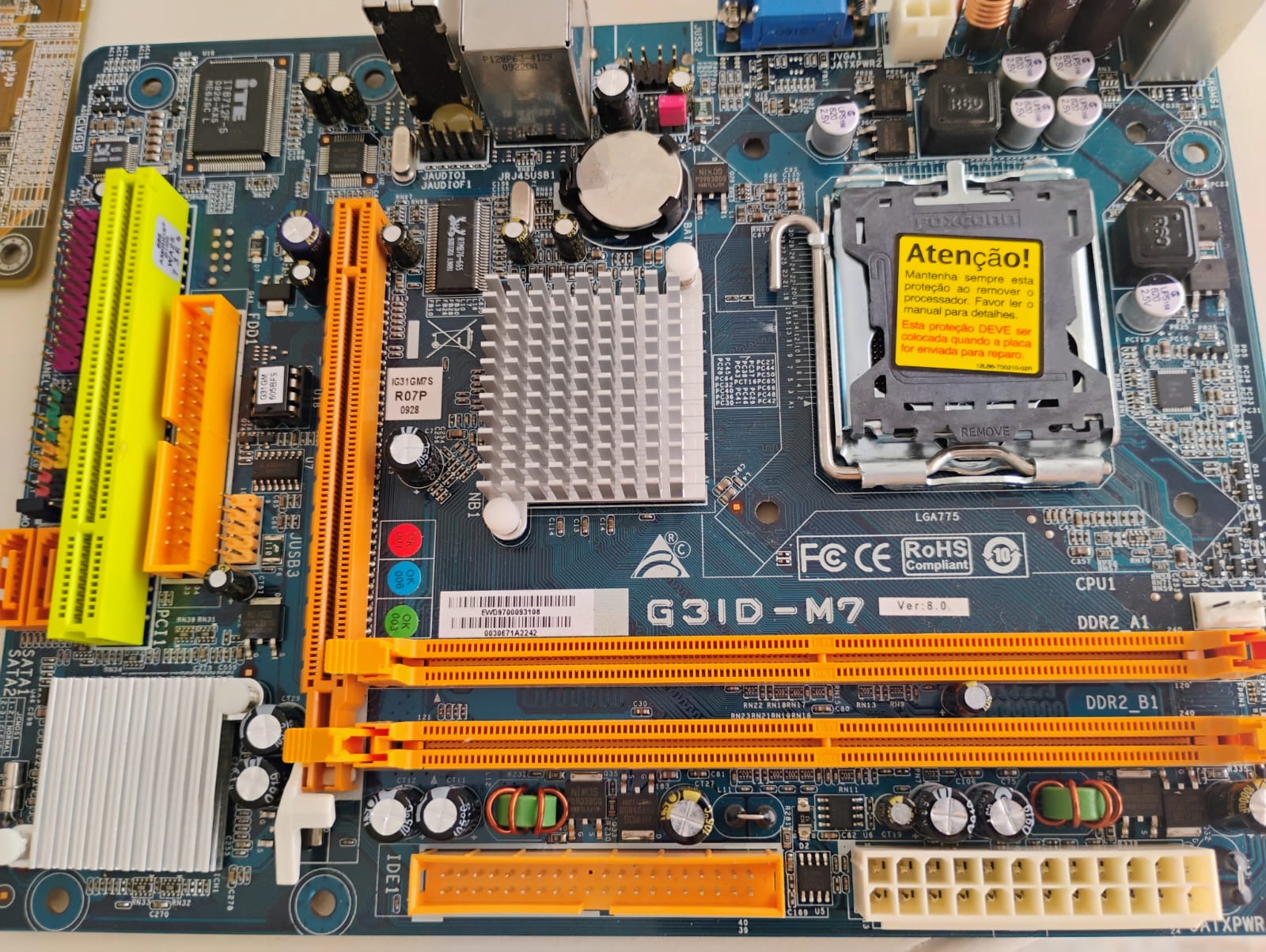 3 Motherboards no estado