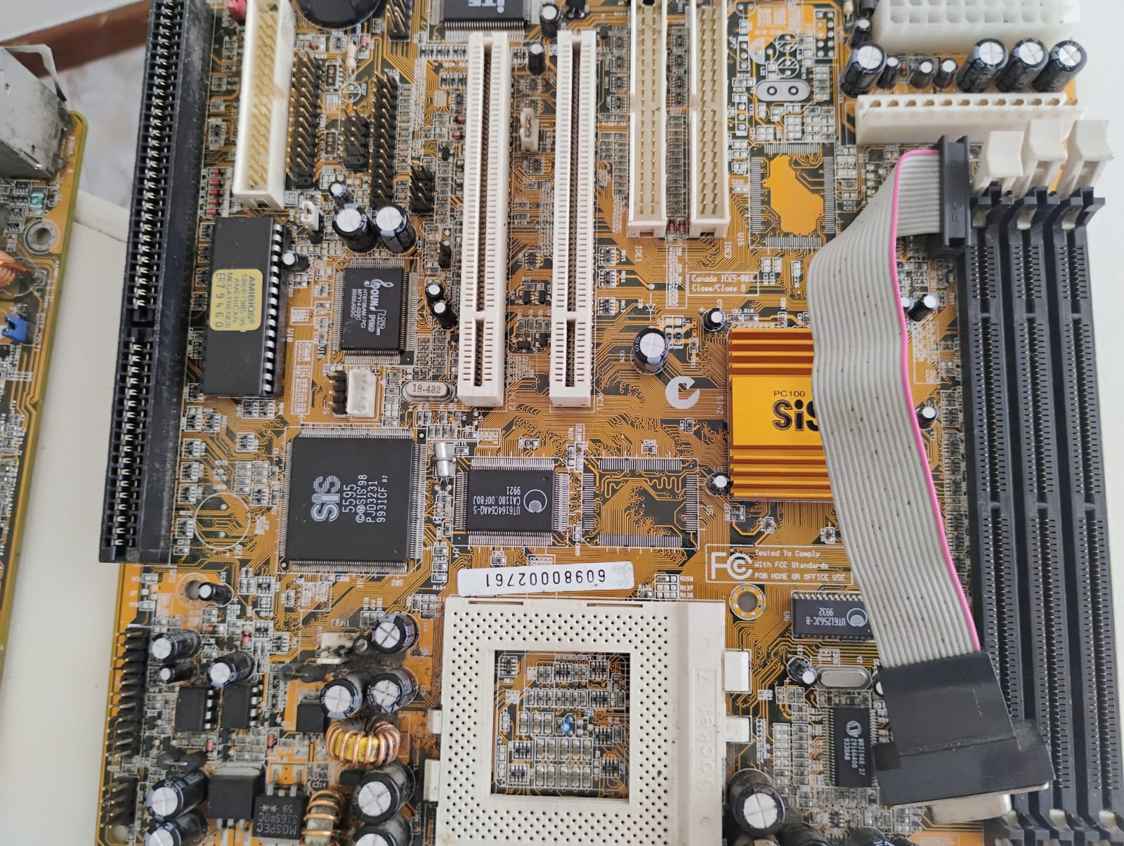 3 Motherboards no estado